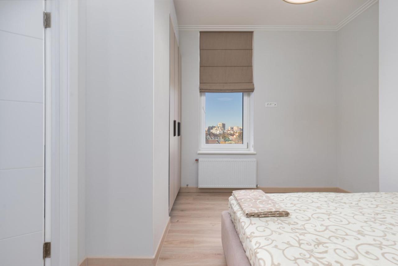 Sea Symphony 3-Bedrooms Apartment Odessza Kültér fotó
