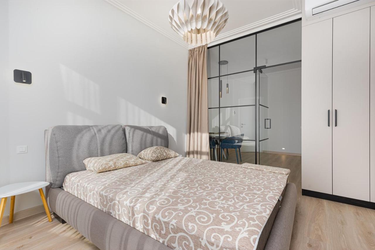 Sea Symphony 3-Bedrooms Apartment Odessza Kültér fotó